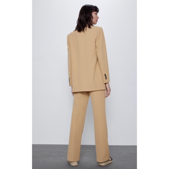 Zara Oversized Blazer - Picture 6 of 16